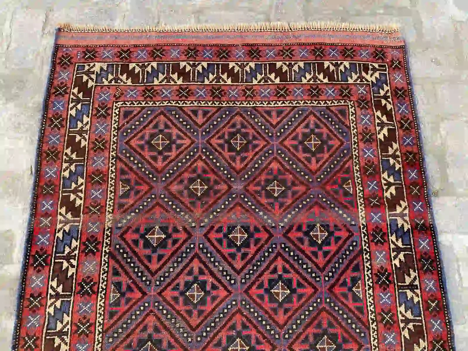 Authentic Afghan Handmade Rug - 4.1 x 4.4 ft