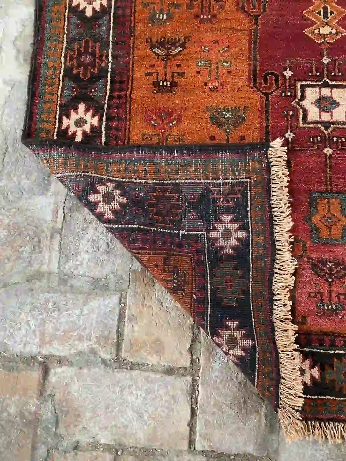 Baluch Handmade Rug - 3.8 x 8.6 ft - Bohemian style