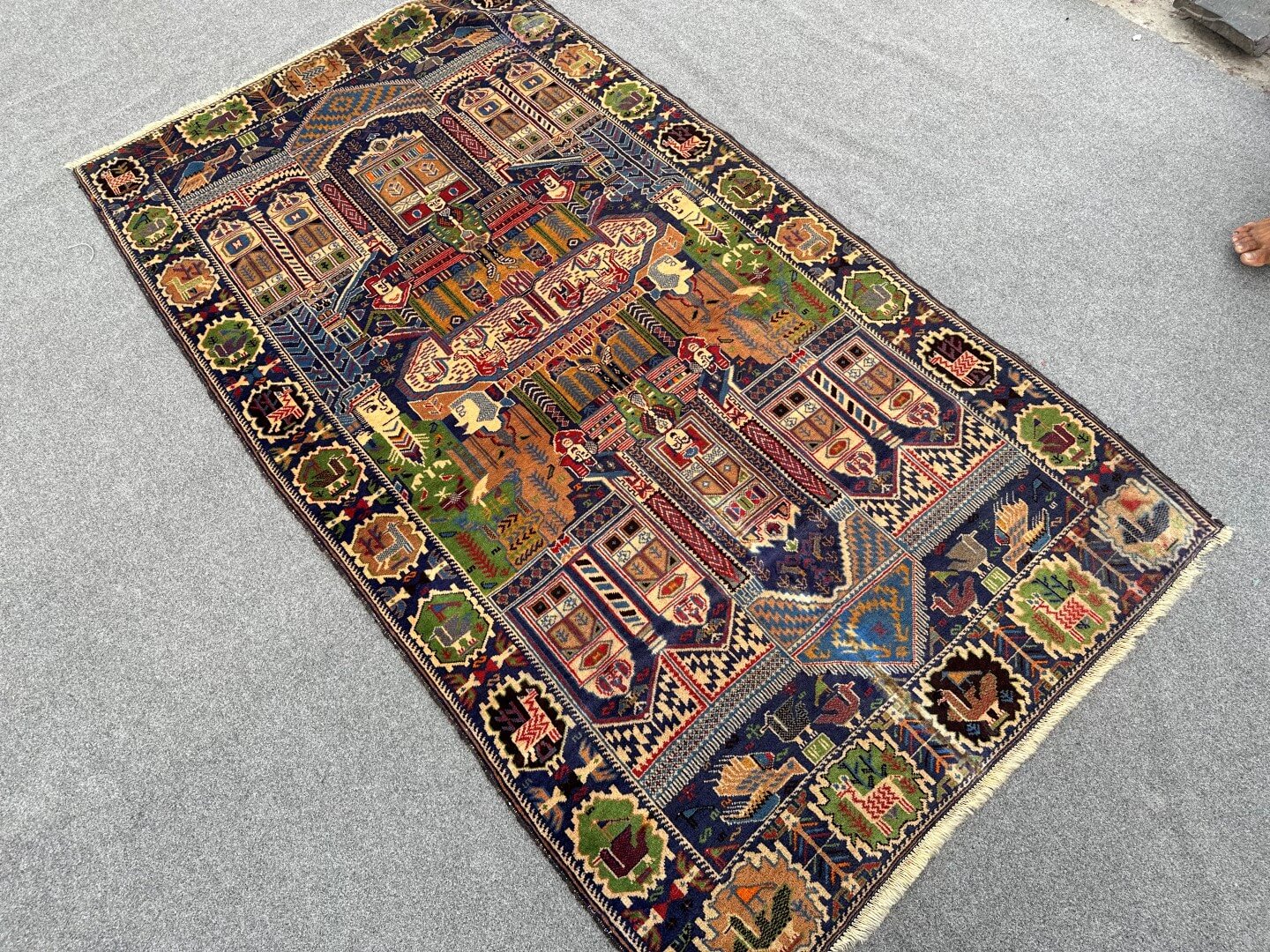 Authentic Vintage Hand-Knotted Pictorial Rug - Nomad Hues