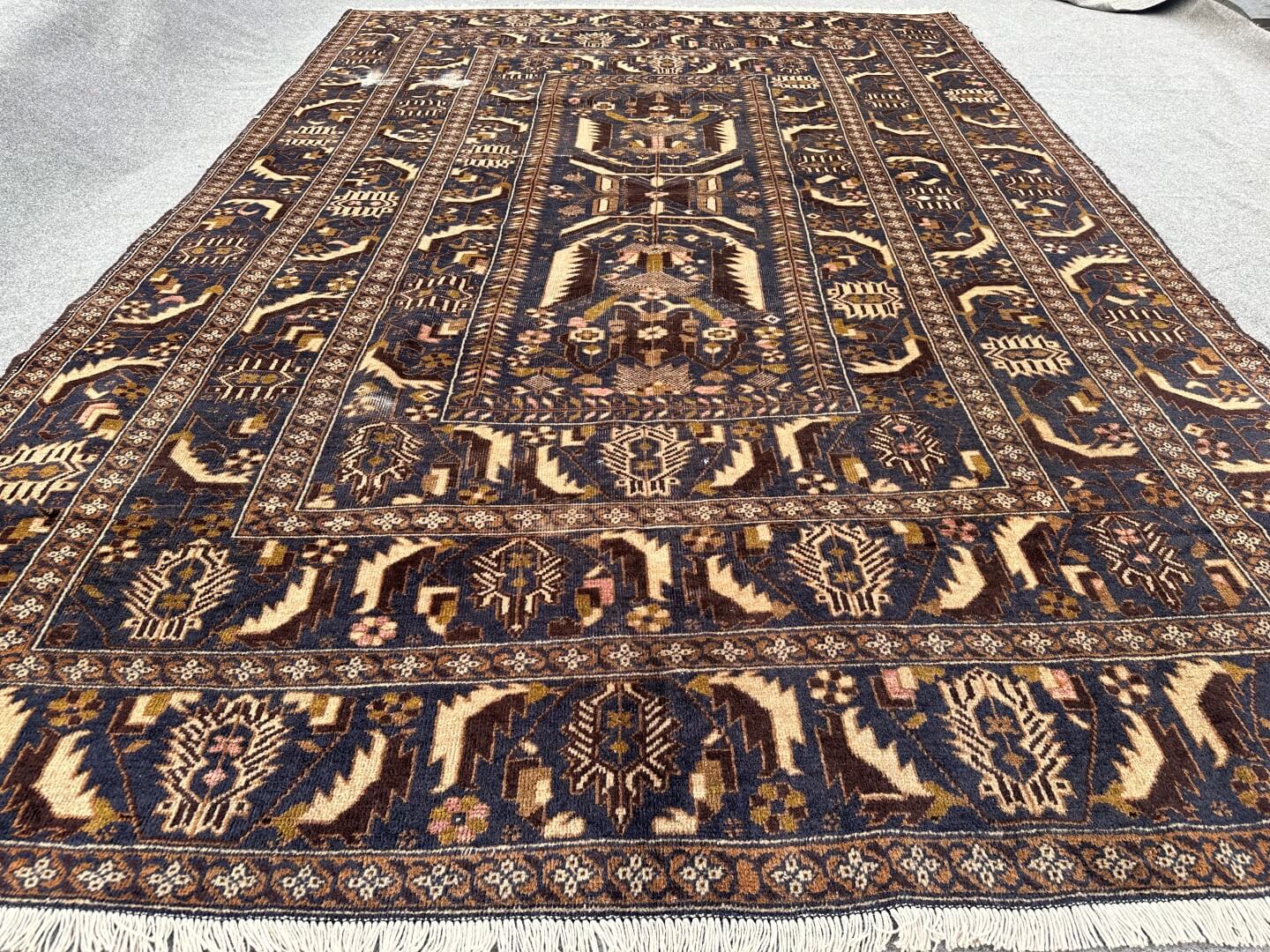 6'6 x 9'9 Vintage Afghan hand knotted rug - Nomad Hues