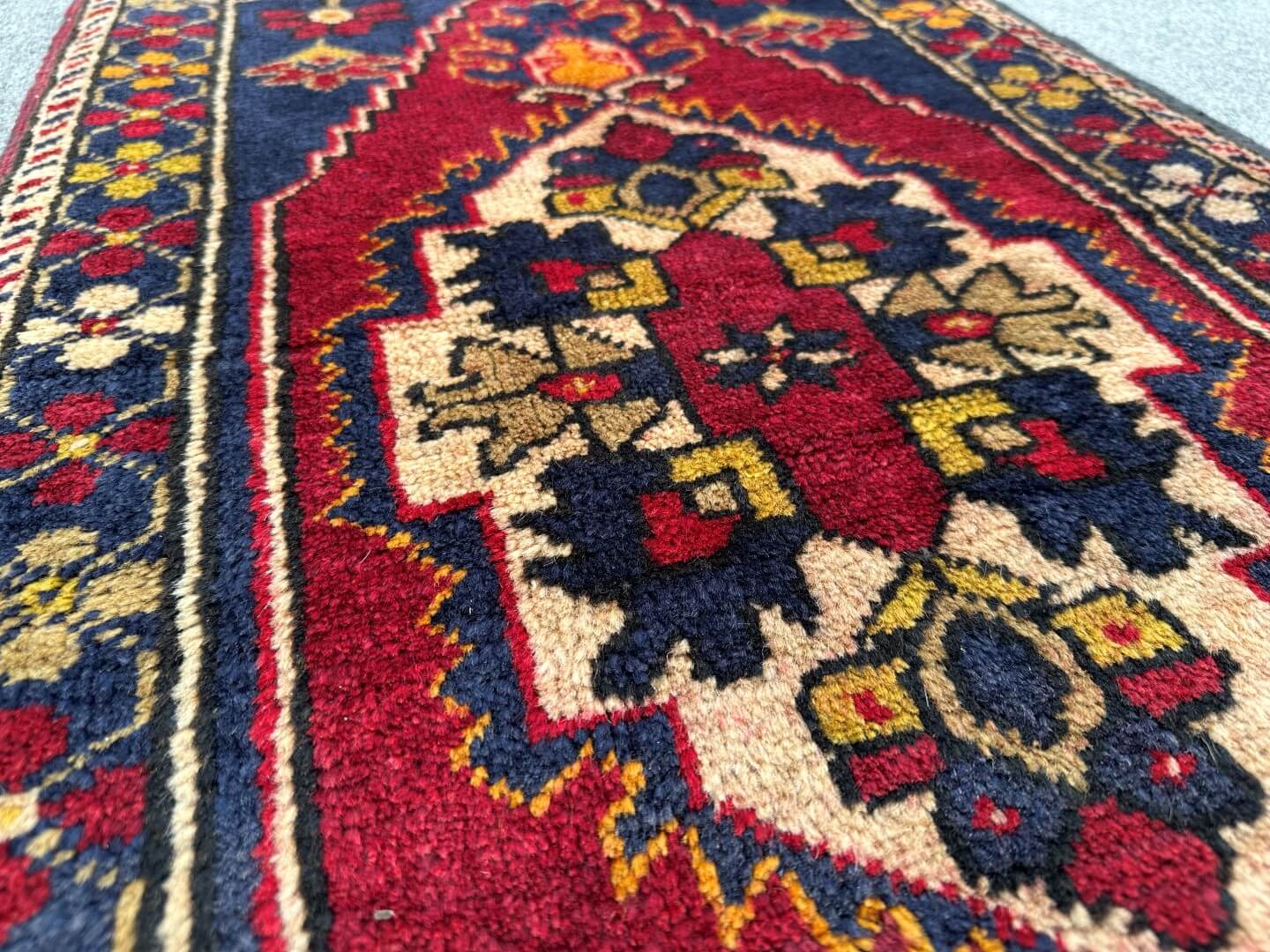 Vintage 2'0 x 3'9 Handmade Rug - Nomad Hues