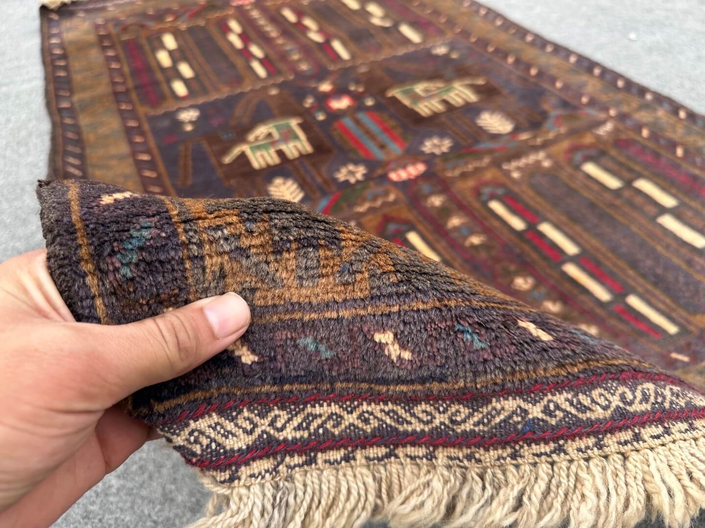 2'10 x 4'8 beautiful handmade Afghan Pictroial rug - Nomad Hues