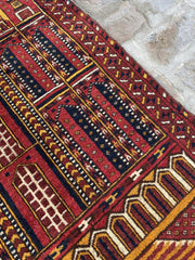 Turkmen Hand knotted Prayer Rug - Nomad Hues