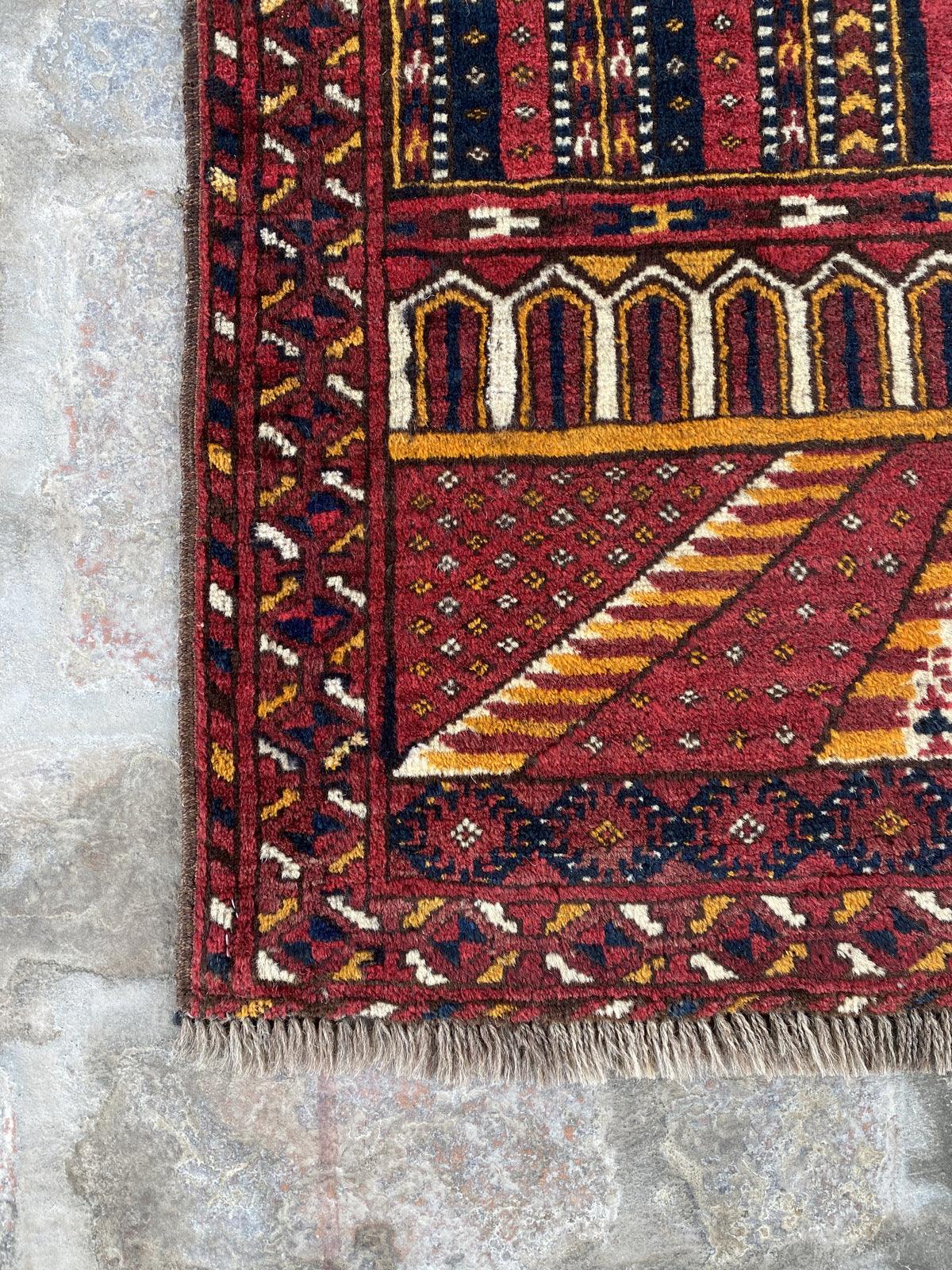 Turkmen Hand knotted Prayer Rug - Nomad Hues