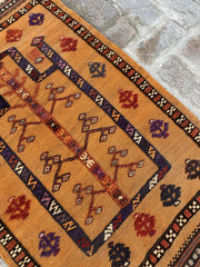 tribal handmade prayer rug 