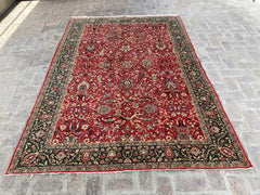 Handmade Persian Rug - 6'6" x 9'8" - Floral and Medallion Pattern