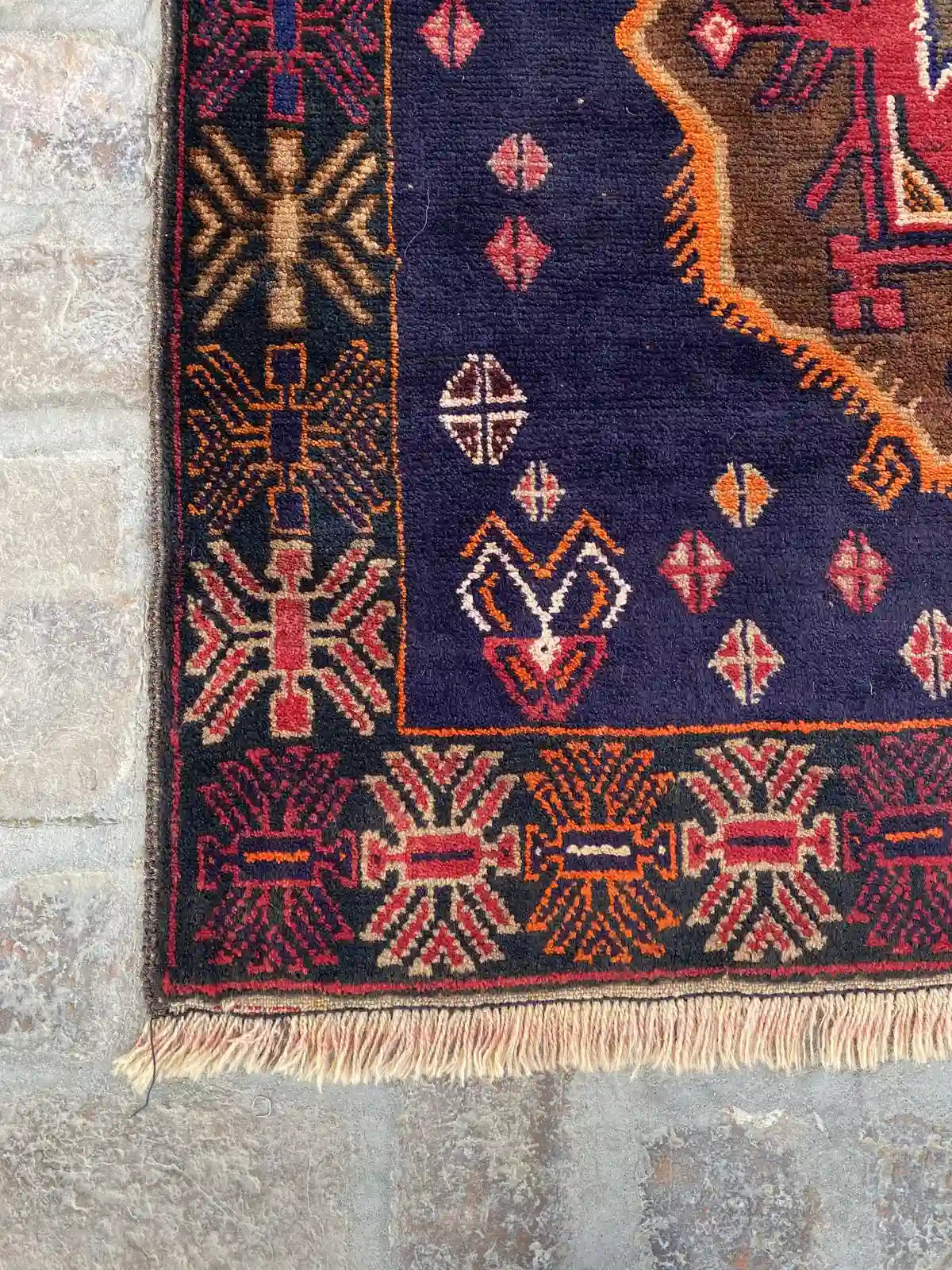 Afghan Vintage Tribal Rug - Bold Medallion Design - Nomad Hues