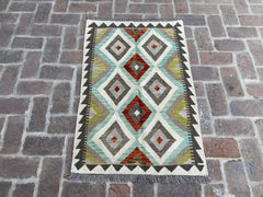 bohemian-style-cute-handwoven-kilims_1