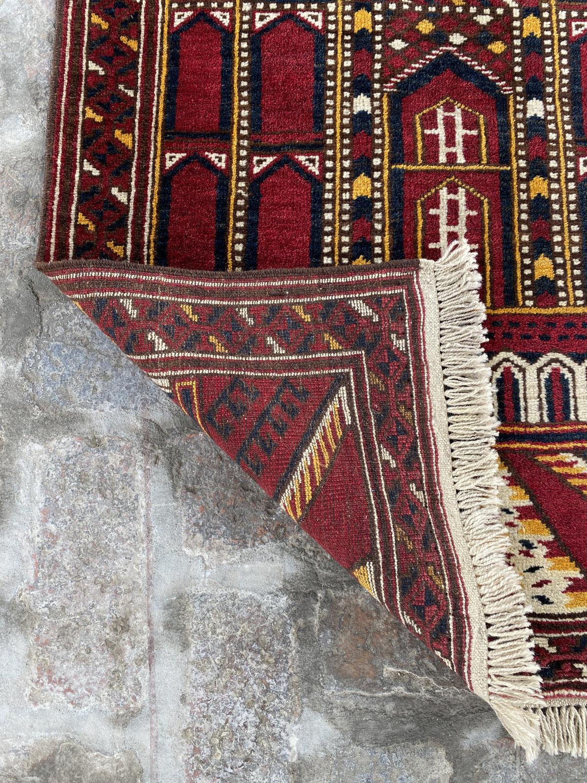 Turkmen Hand knotted Prayer Rug - Nomad Hues