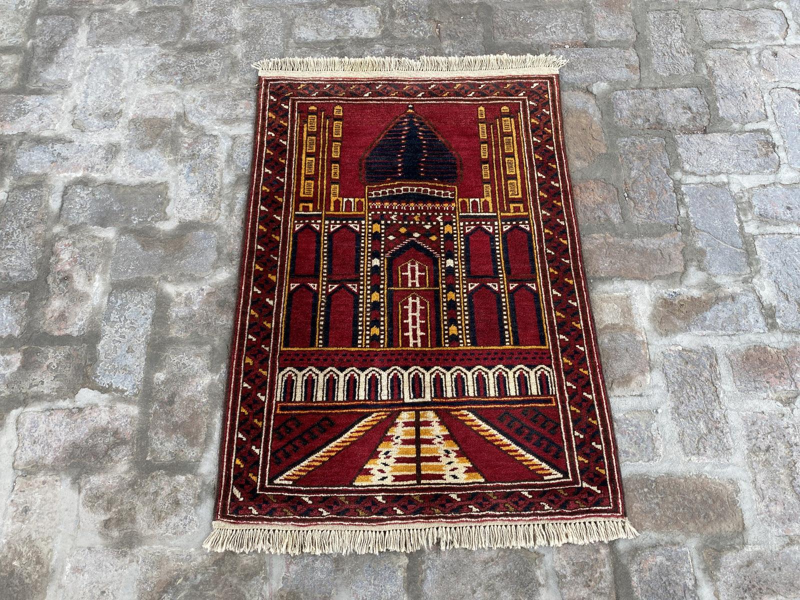 Turkmen Hand knotted Prayer Rug - Nomad Hues