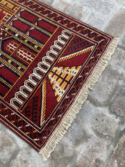 Turkmen Hand knotted Prayer Rug - Nomad Hues