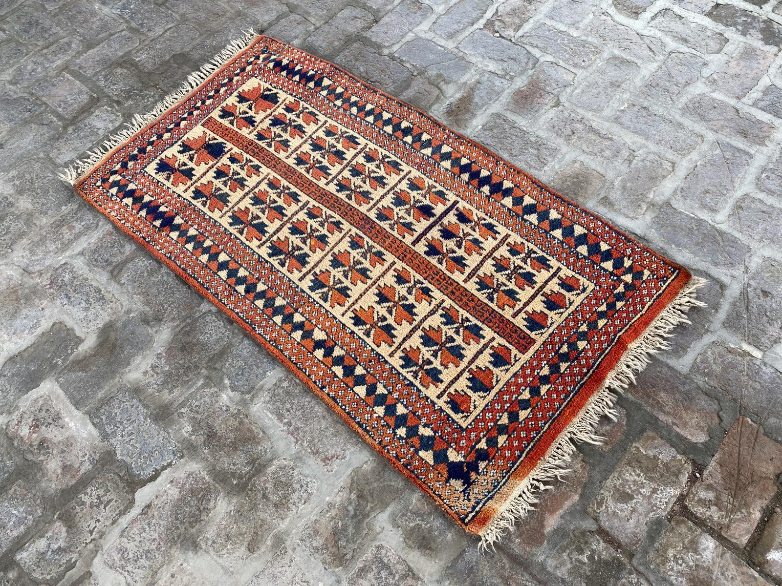 Vintage Nomad Prayer Rug - Nomad Hues